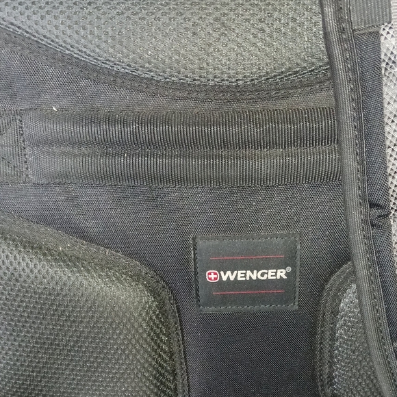 WENGER ULINE SWISS GEAR LAPTOP TRAVEL BACKPACK - Picture 6 of 16